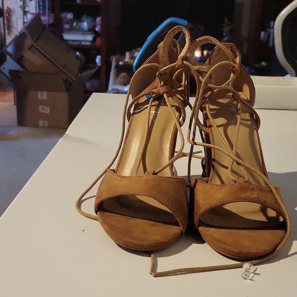 Women shoes